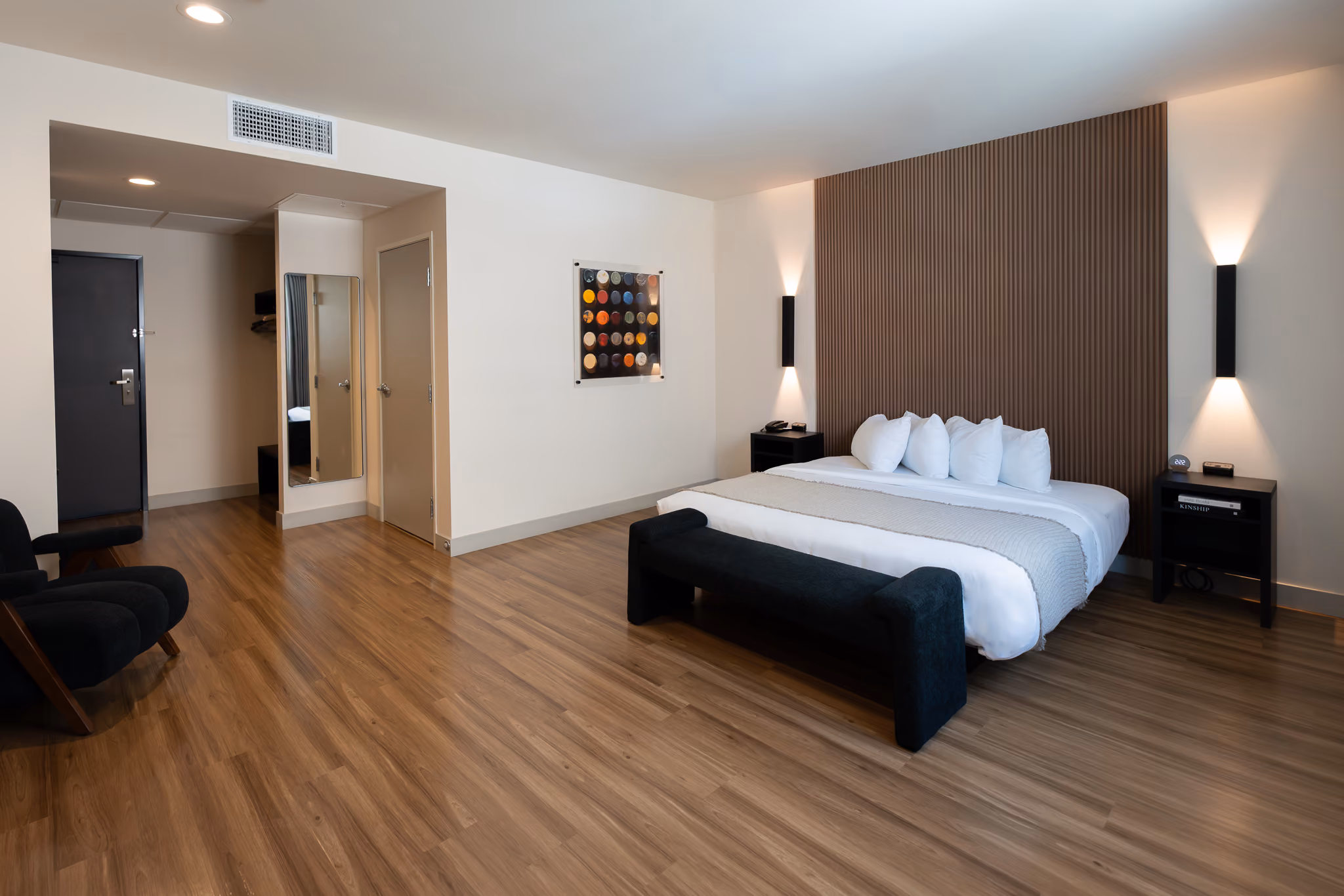 Deluxe King ADA Room