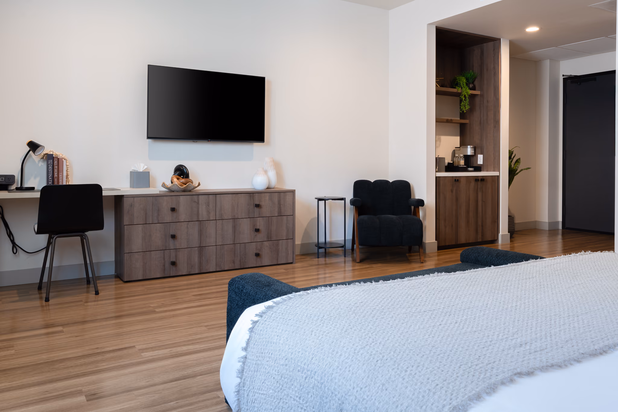 Deluxe King ADA Room