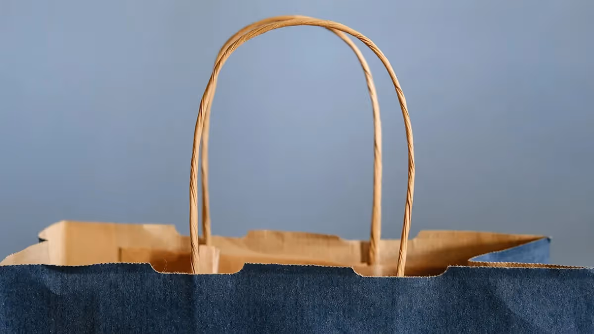 93% of UK Online Shoppers Bought from Amazon in the Past Year