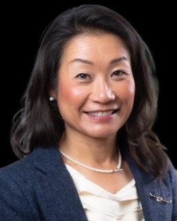 Betsy Wong (FRCIS)