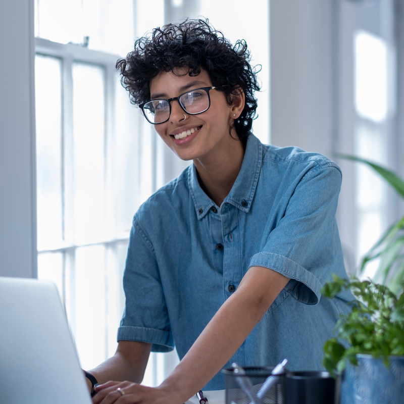 Hire a remote Mobile App Developer through Marco