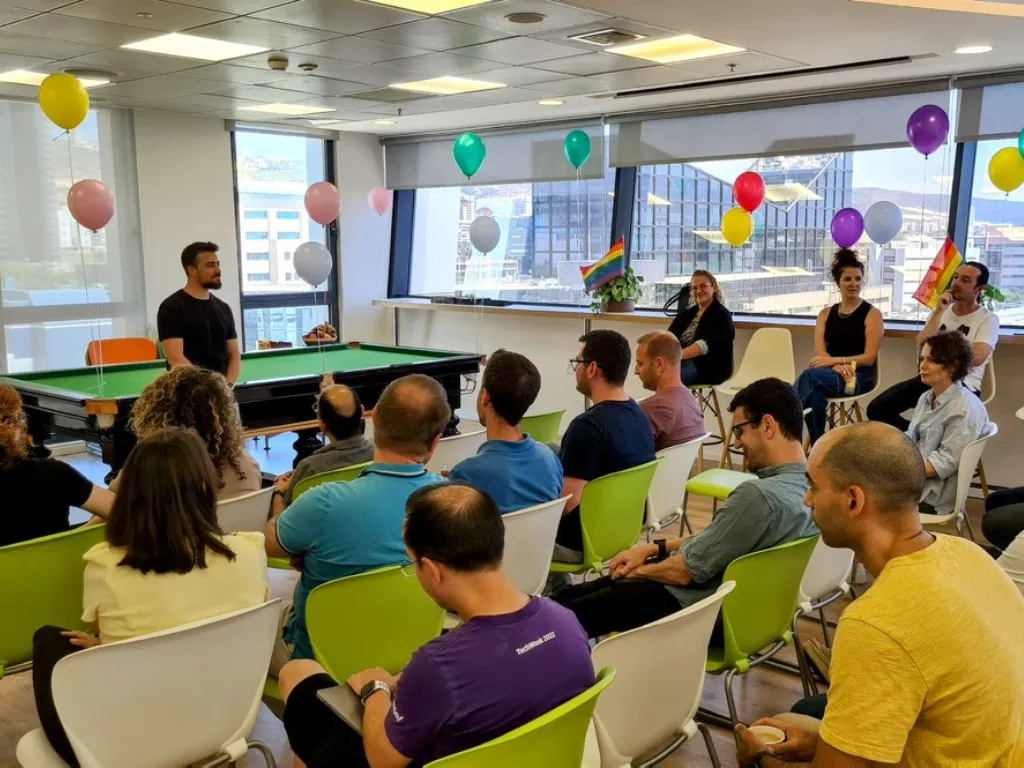 photo of a previous talk of Michael 