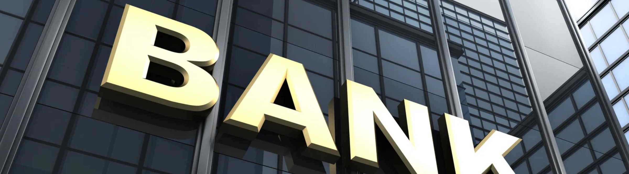 Bankgebäude mit goldenem Schriftzug Bank
