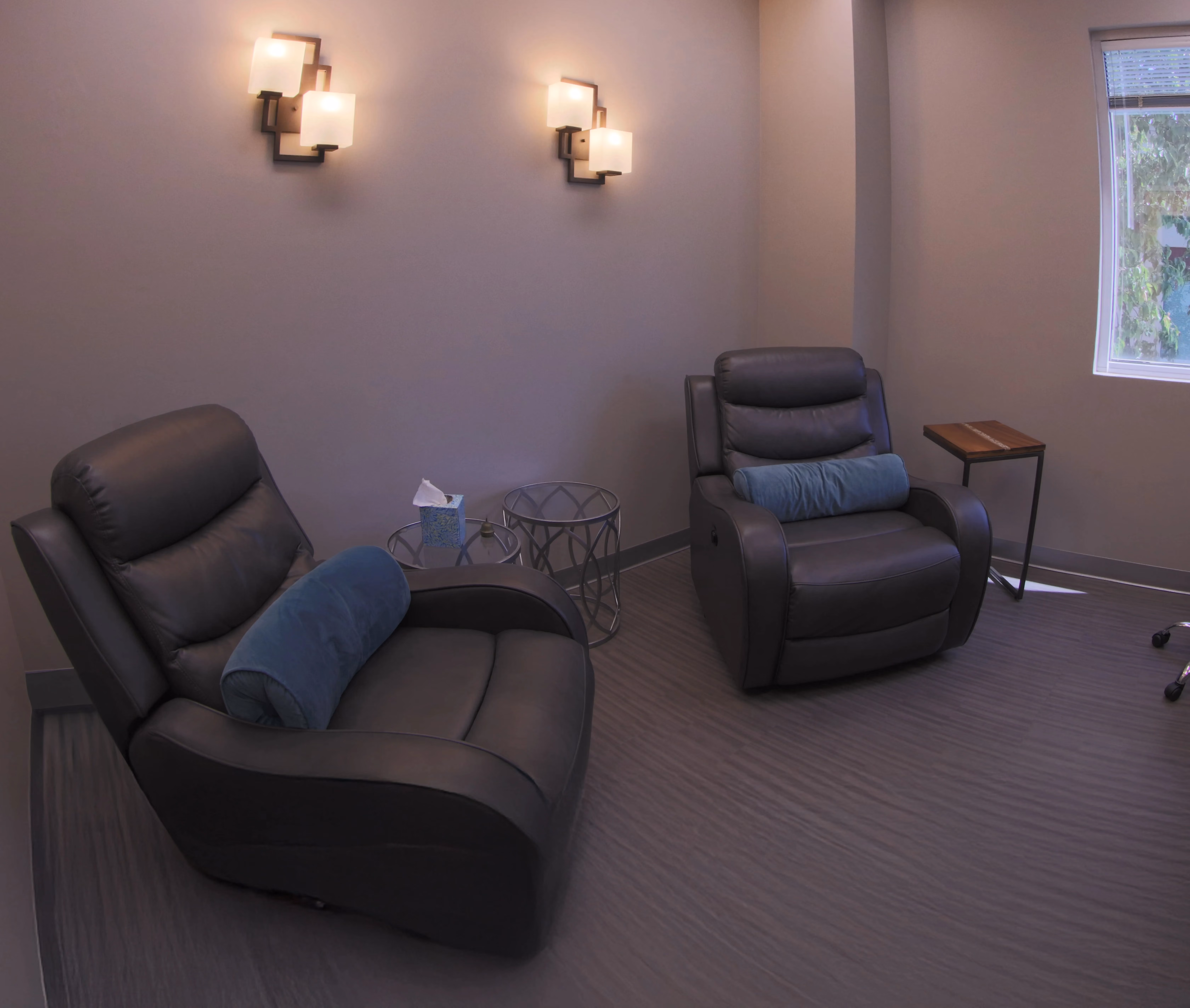 Image of a patient room at BioReset Silicon Valley