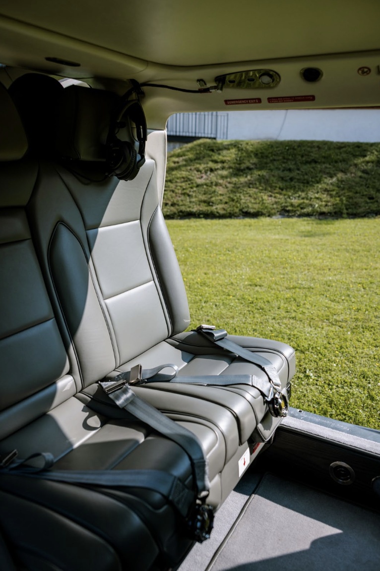 Interior Agusta AW109