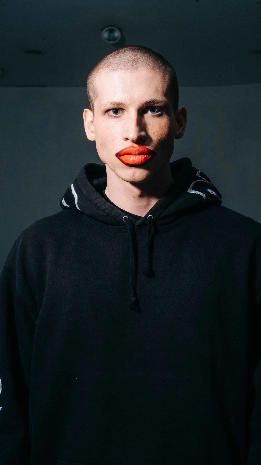 MAC Macximal Lipstick Event, Still