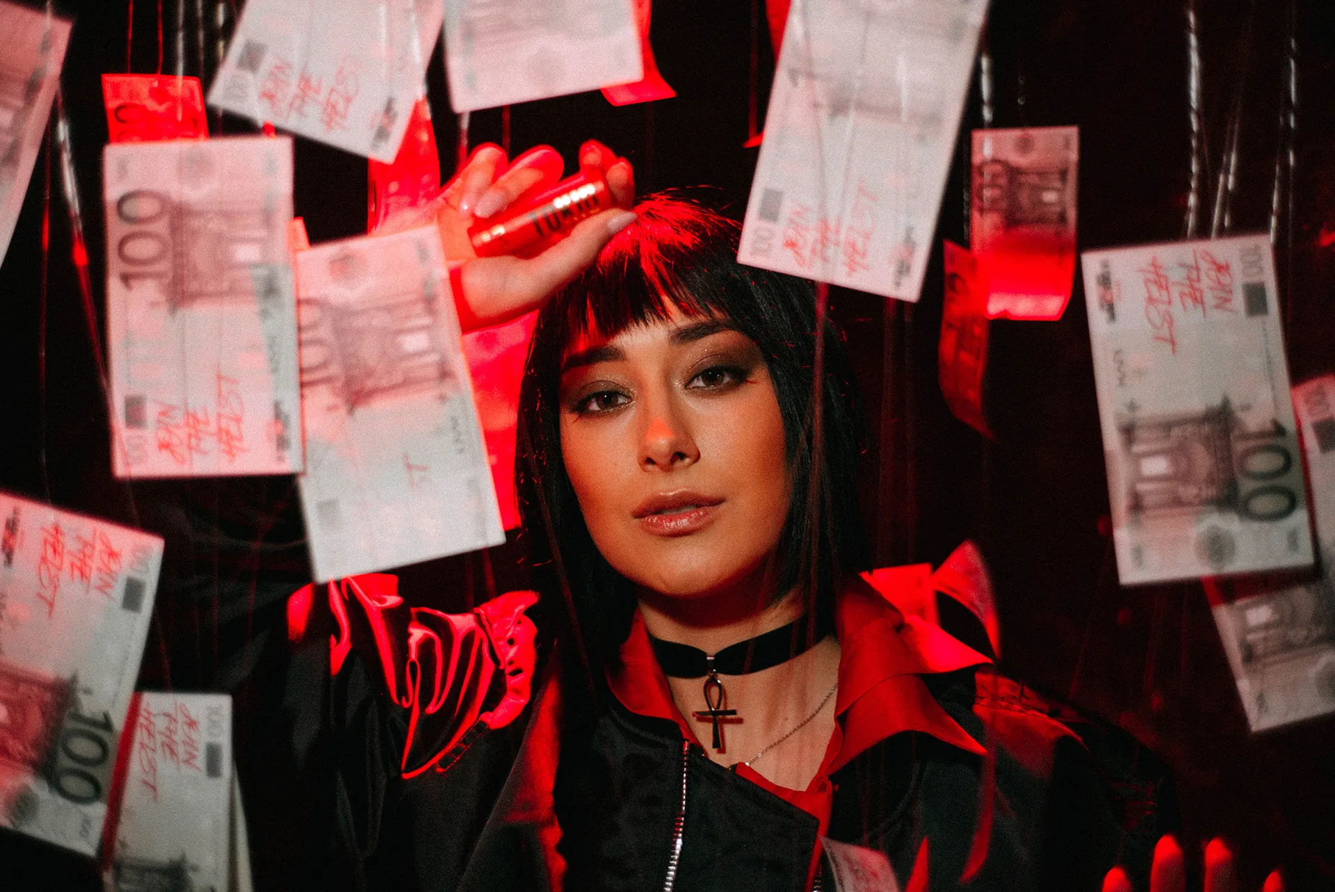 Netflix Haus des Geldes × NYX, Behind the Scenes