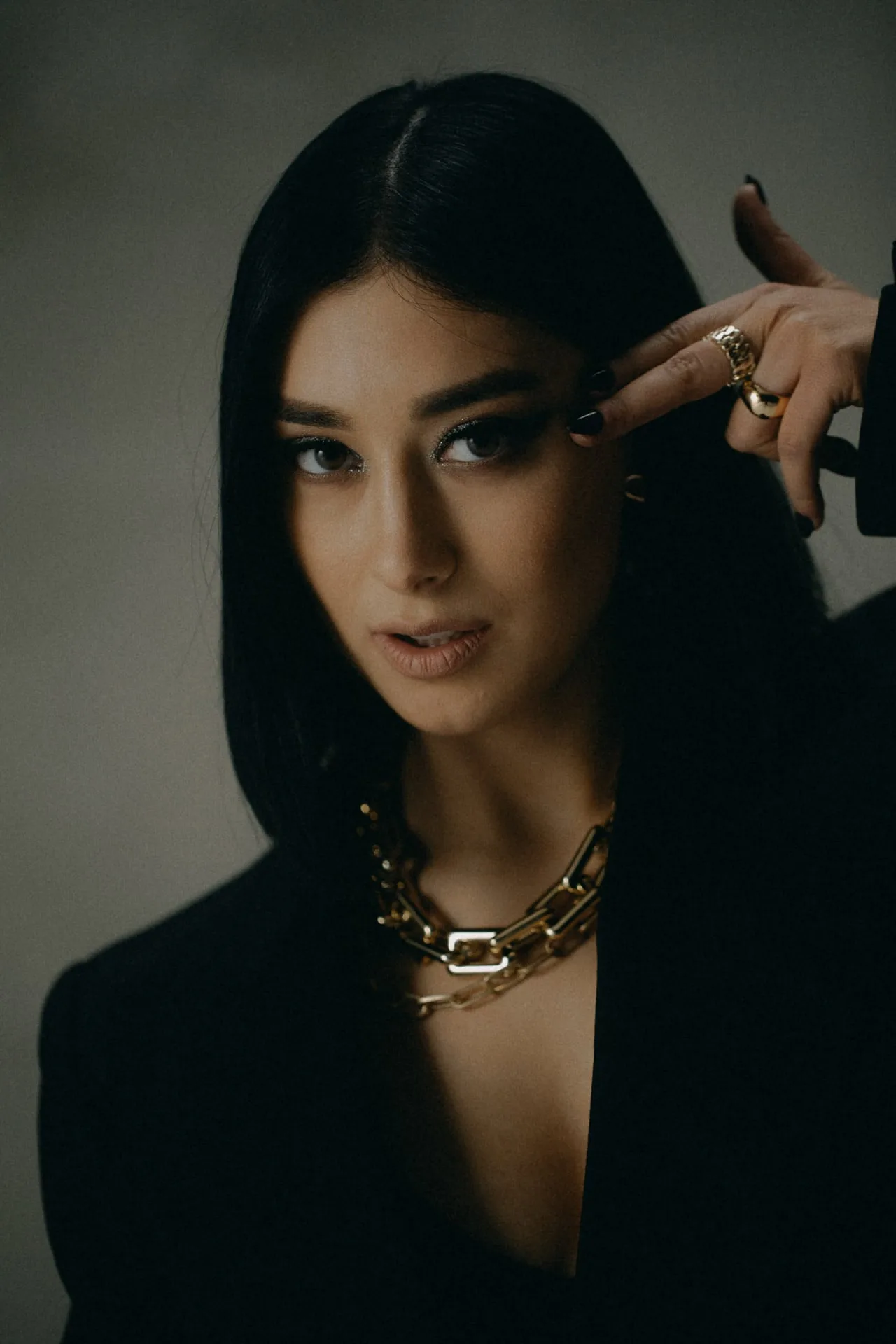 Elif Kampagnenkickoff × NYX, Still