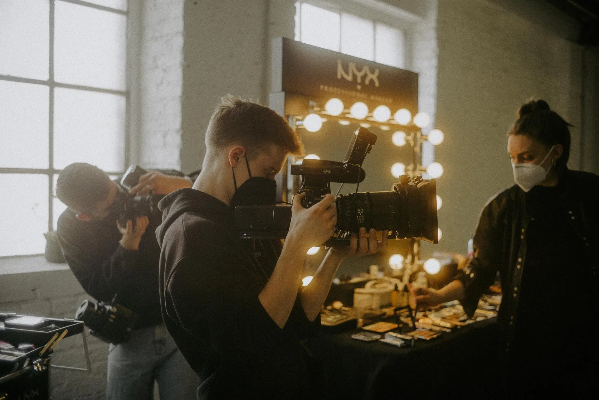 Elif Kampagnenkickoff × NYX, Still