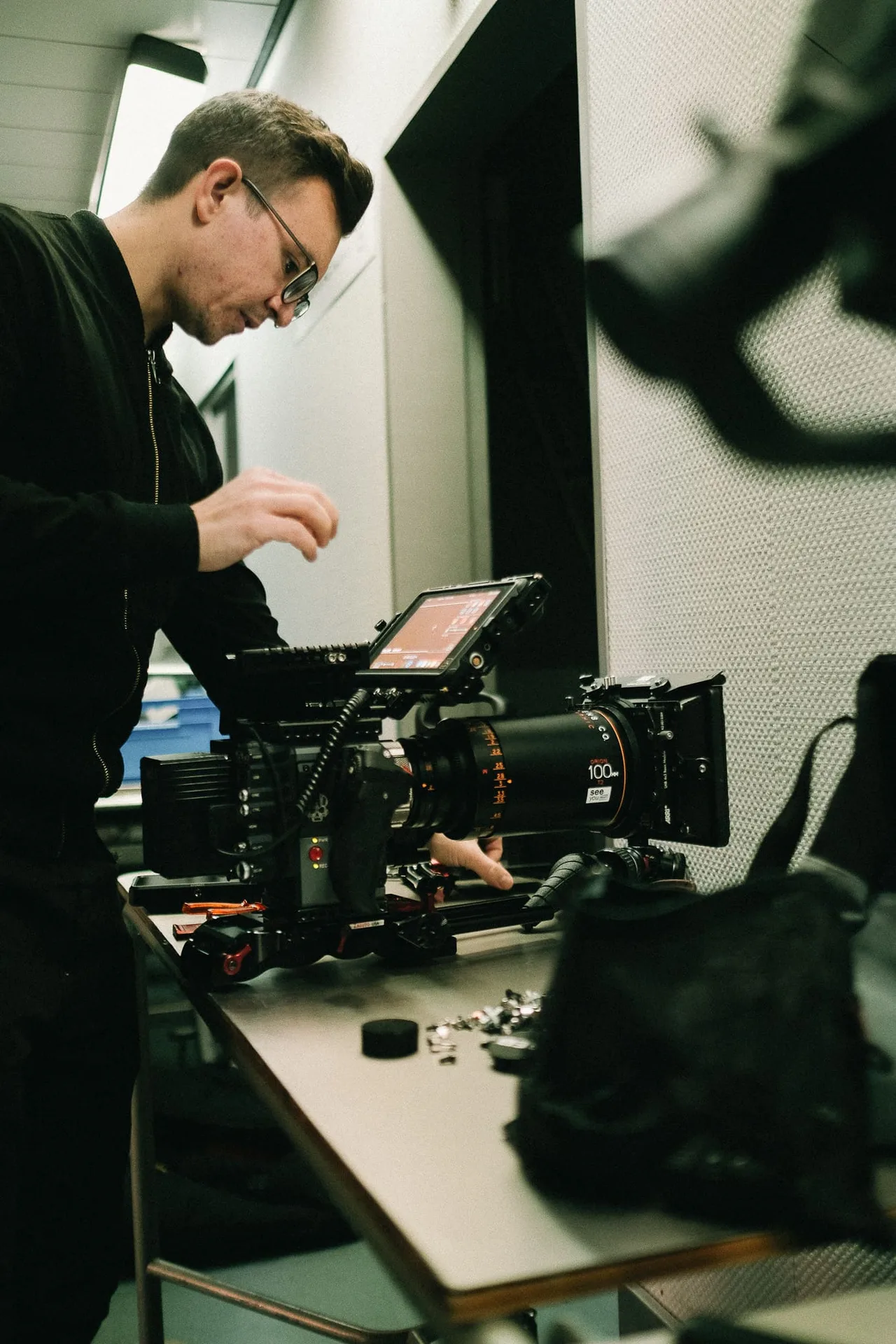 Lahos - Bomb, Behind the Scenes