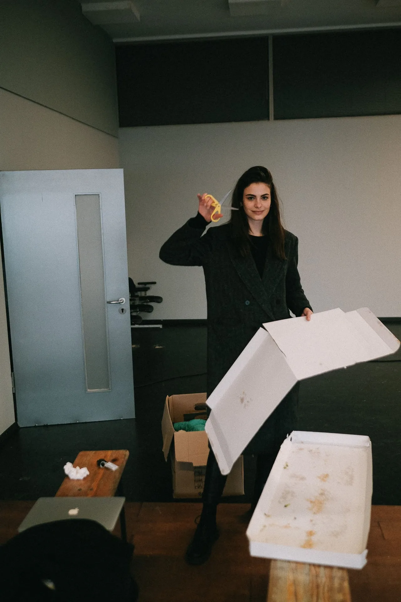 Lahos - Bomb, Behind the Scenes