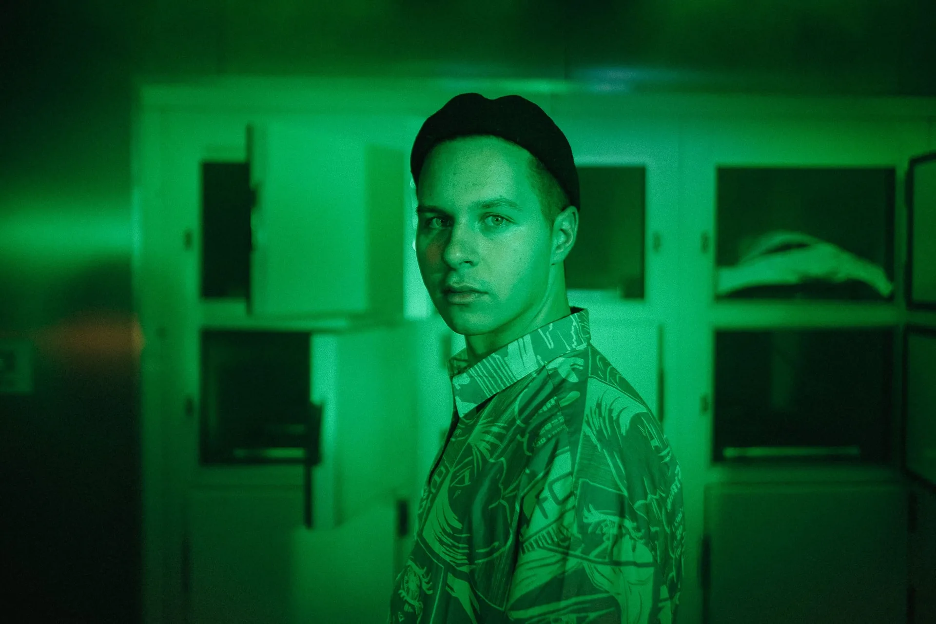 Lahos - Bomb, Behind the Scenes