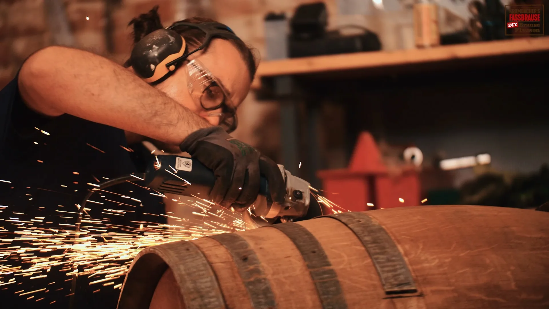 Krombacher Fassbrause Heimwerker Videos, Still