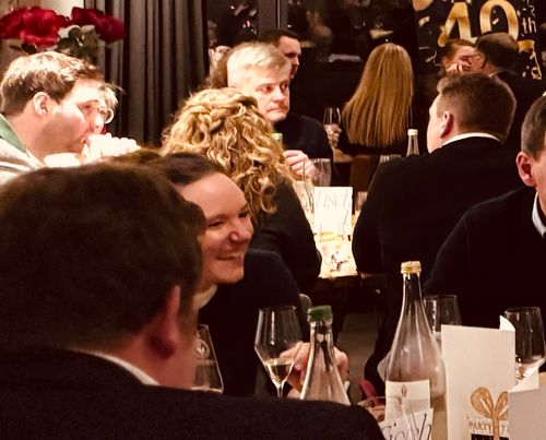 Teamessen im Perlage Winebar