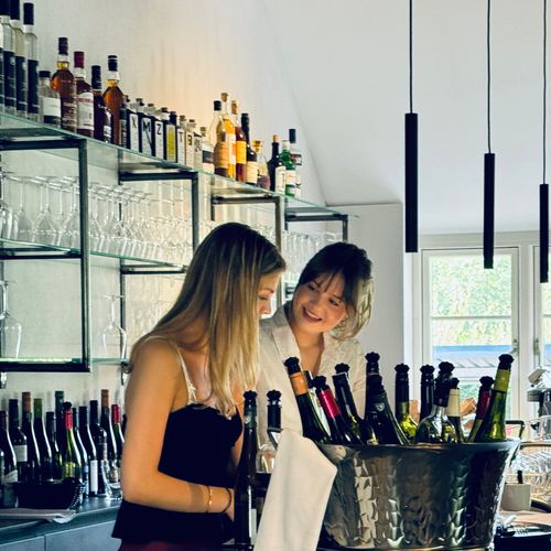 Weinprobe mit Gastgeber Eberhard Jourdan im Perlage