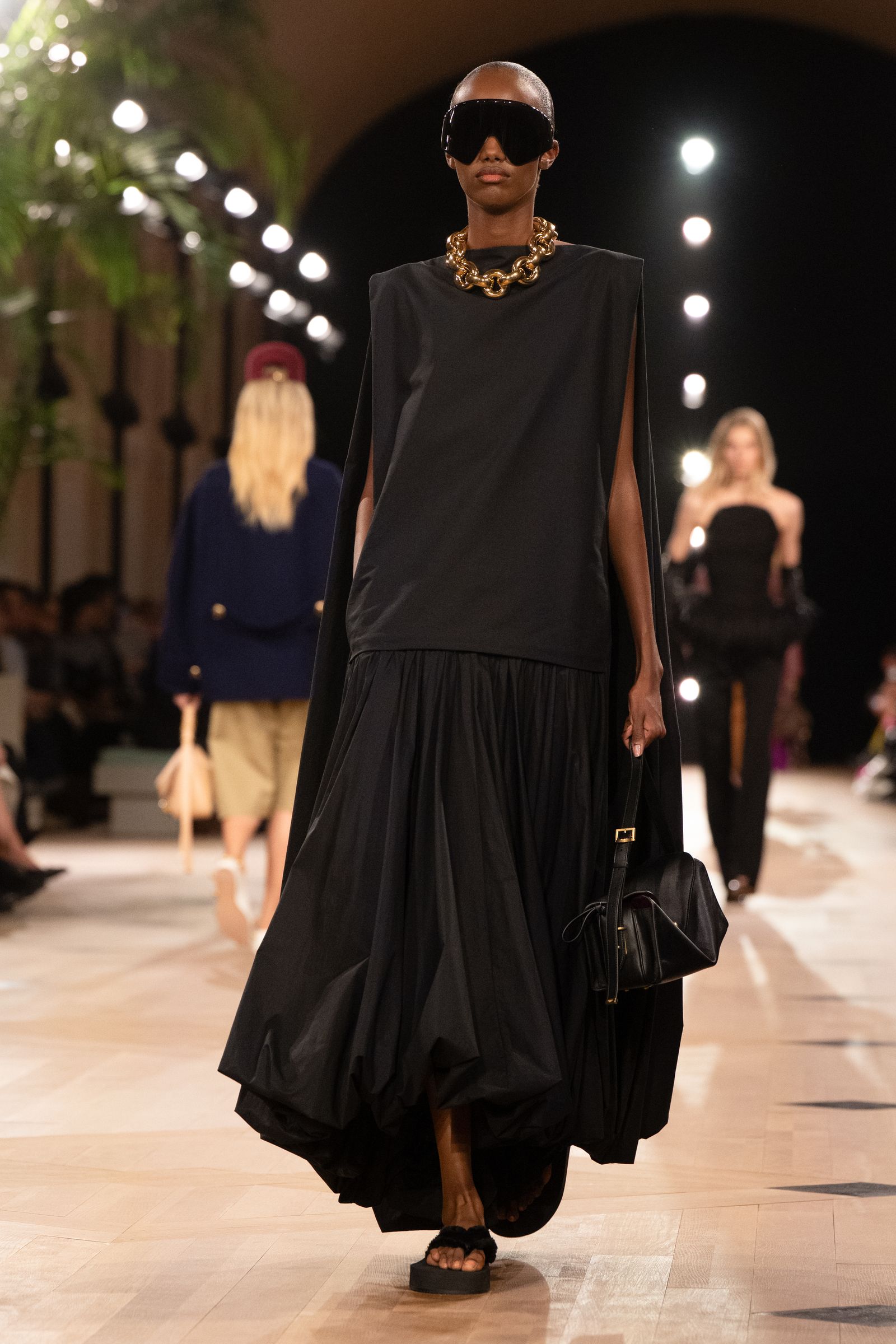 Sfilata Balenciaga primavera estate 2026