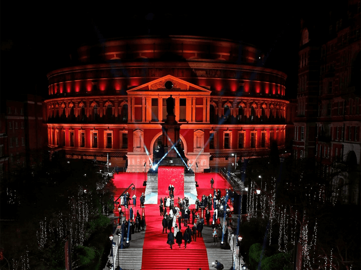 Primeros nominados a los British Fashion Awards 2025 - HIGHXTAR.