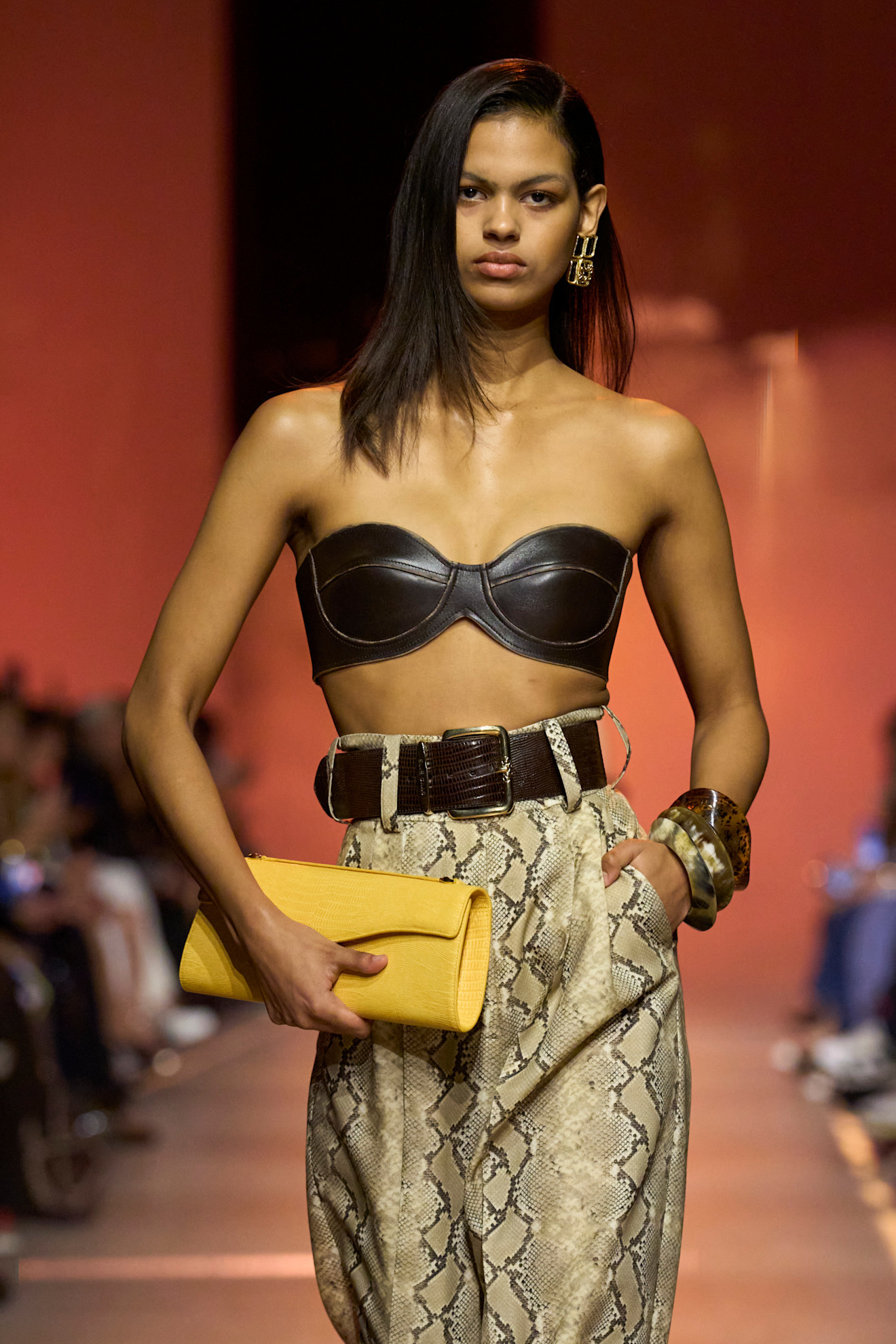 La diva valiente y poderosa es la esencia del término Baddie.