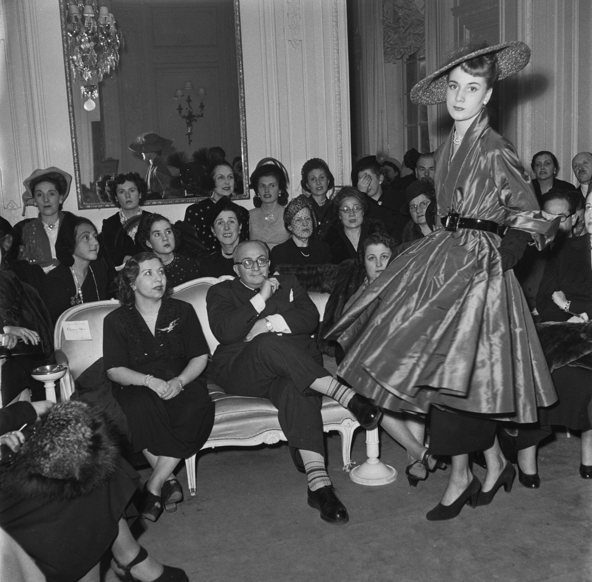 Christian Dior Summer 1948 Fashion Show