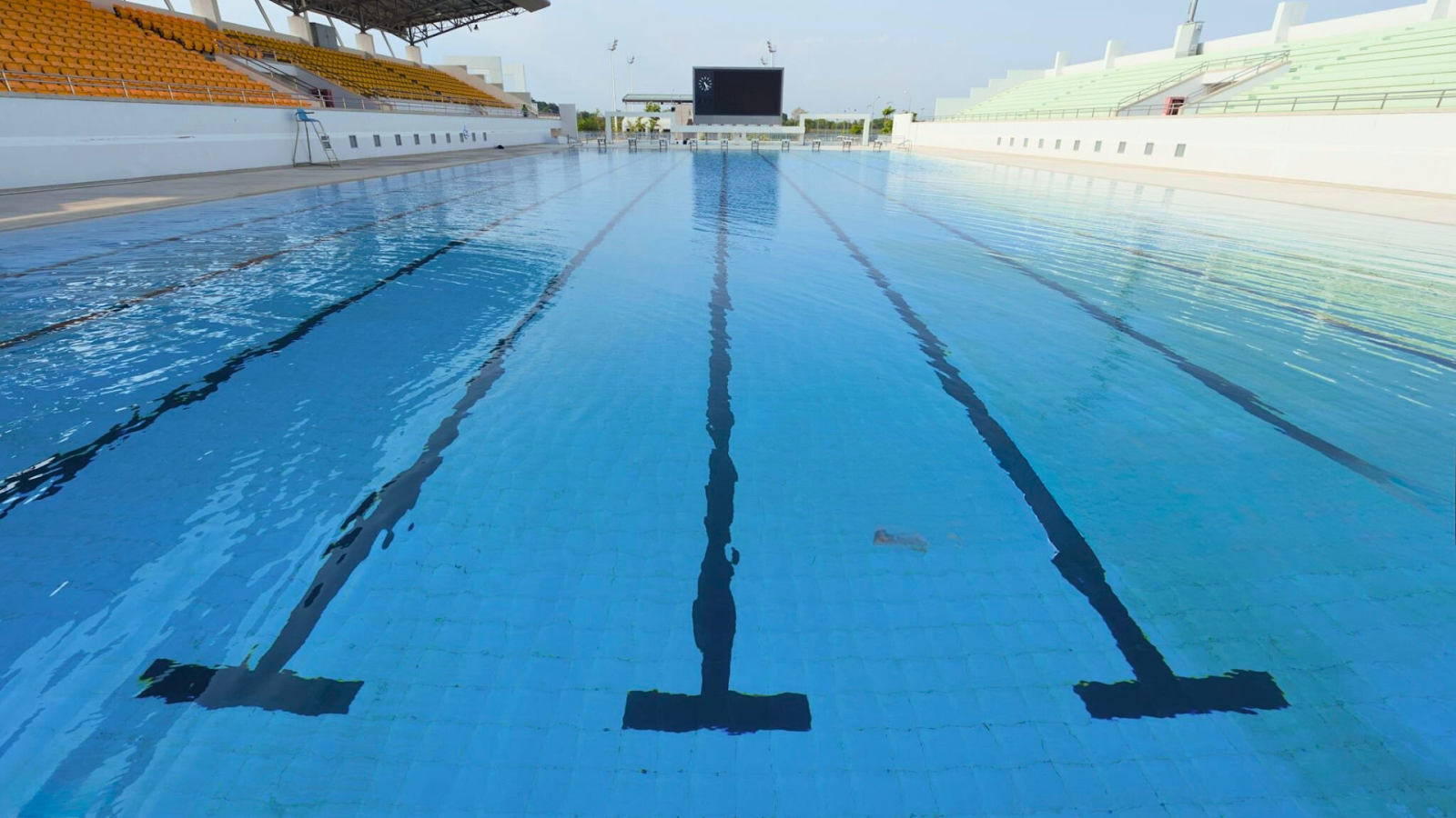 Olympic Size Pool For Athletes & Clubs