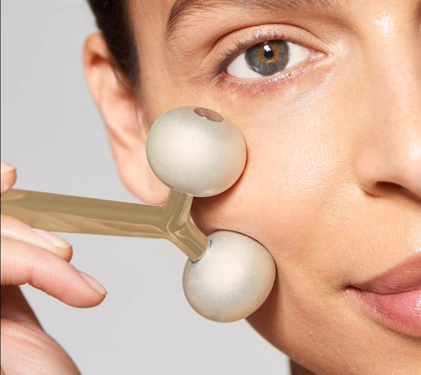 Face Roller Beauty Treatment