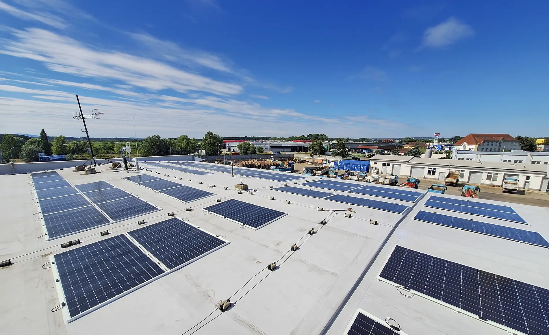 Realizace fotovoltaické elektrárny pro VHS Břeclav v roce 2025