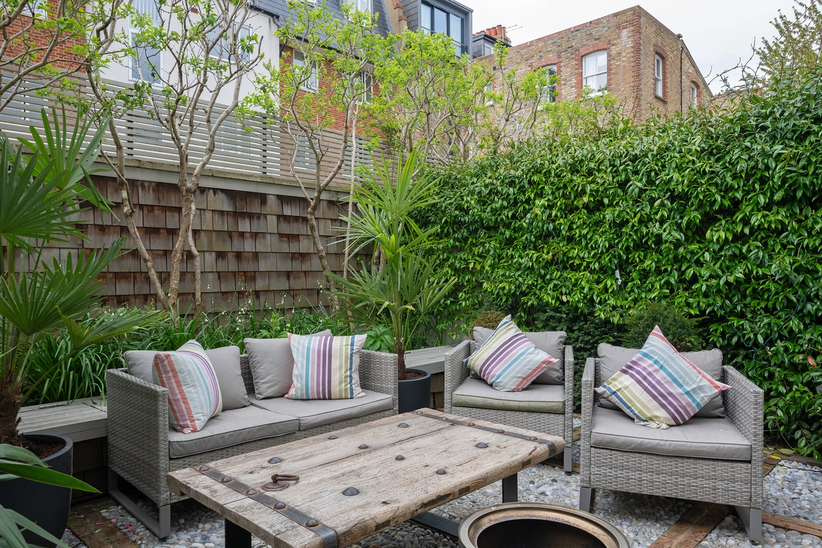 Tranquil garden oasis perfect for relaxing