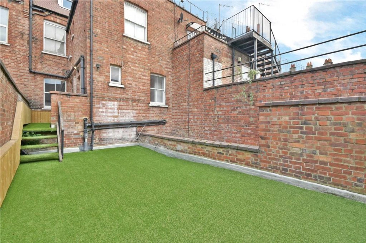 Bright garden space perfect for relaxing outdoors