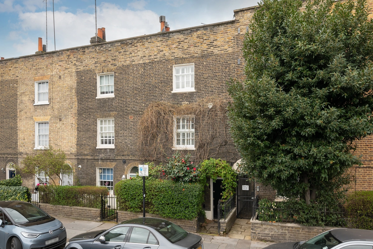 Classic building facade with a welcoming entrance and architectural details