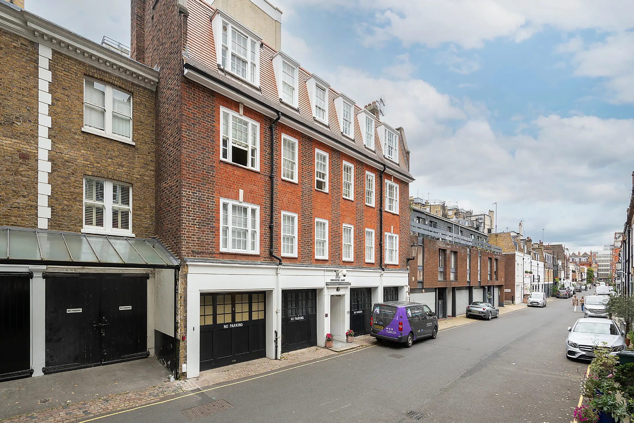 Exterior facade of the distinguished Casa Cribs residence on Pavilion Road in London.