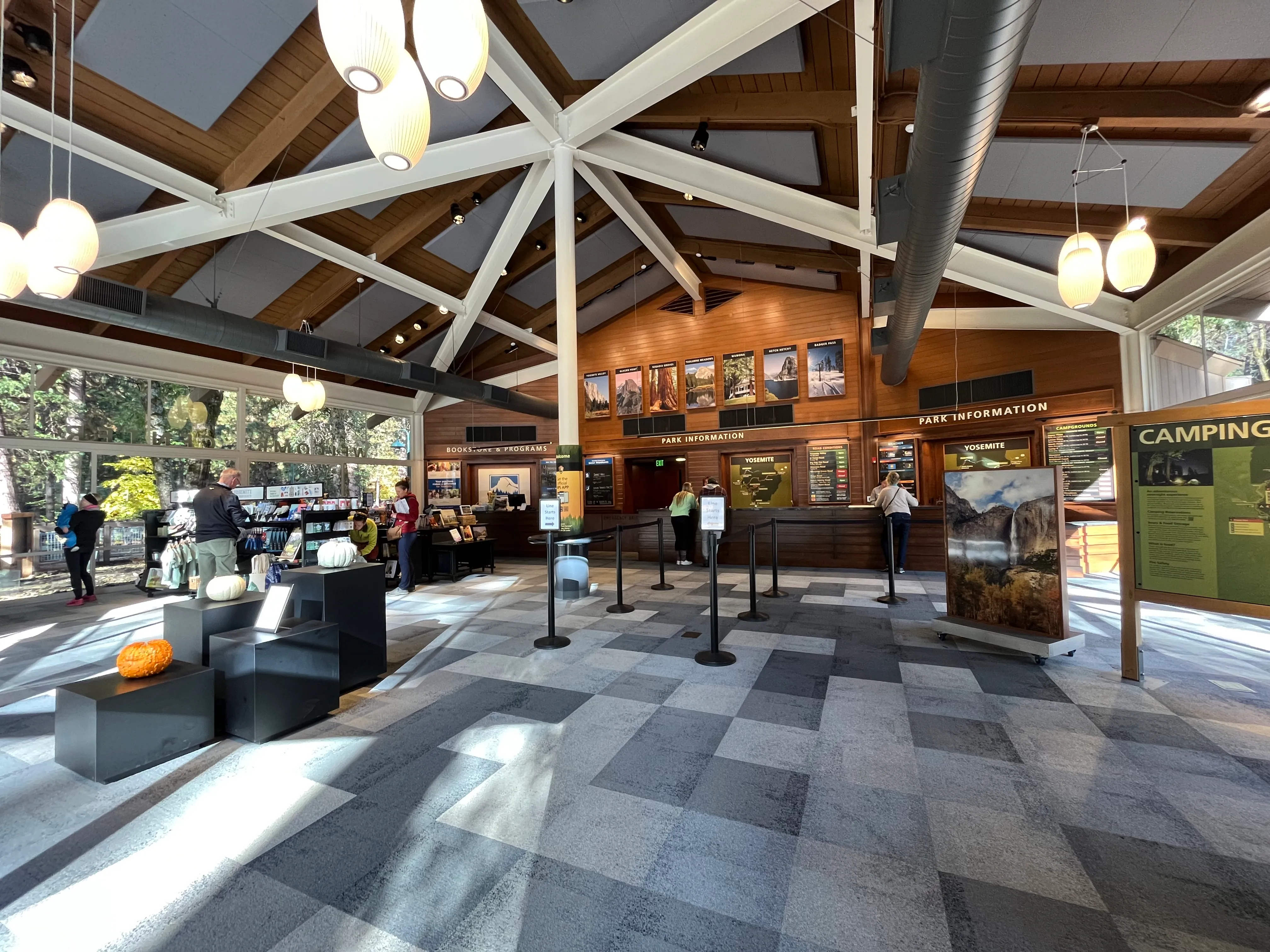 Yosemite Visitors Center building design emphasizing environmental sustainability and integration with Yosemite National Park setting