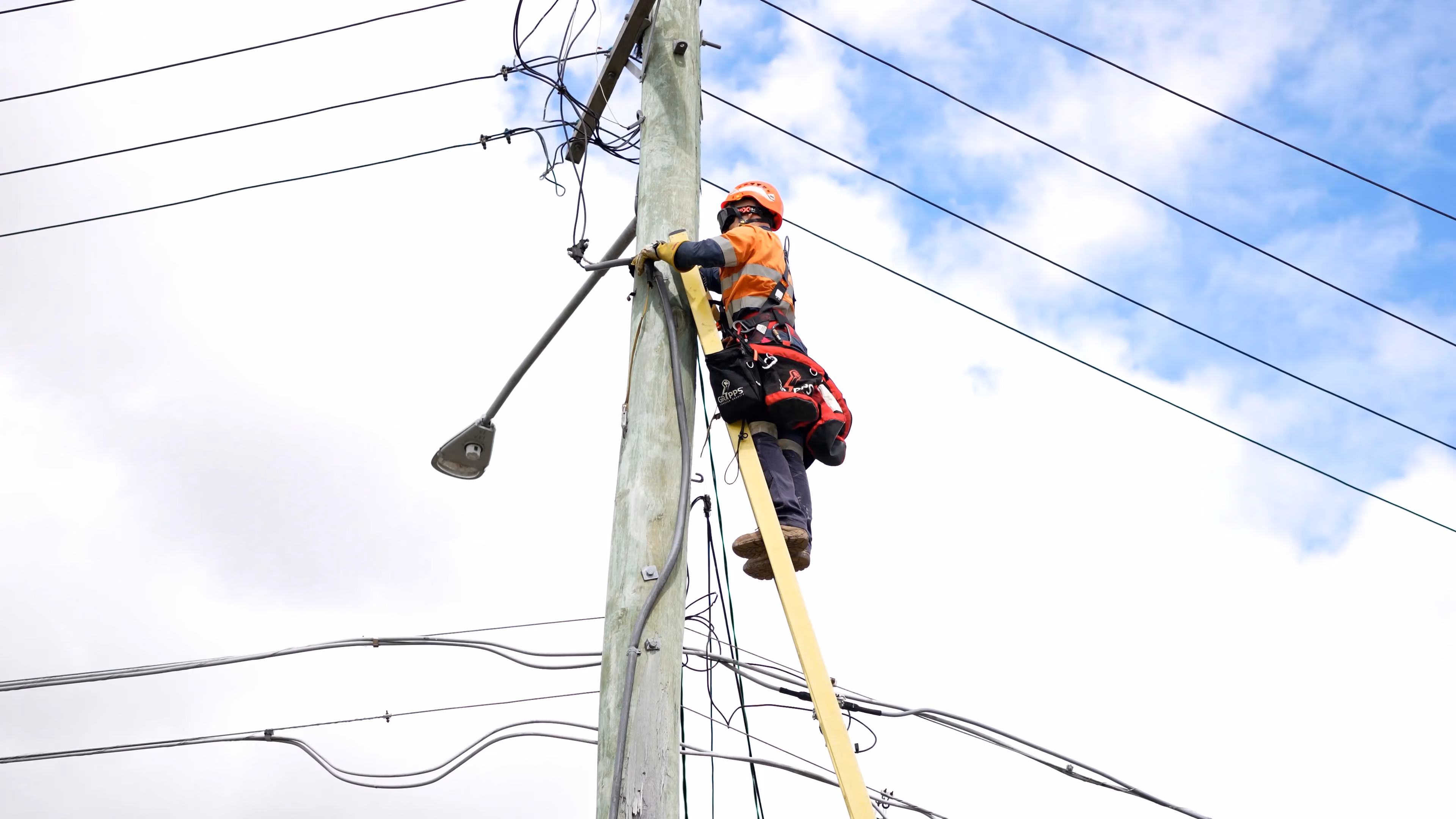High Demand Electrical Level 2 ASP disconnecting  a power line