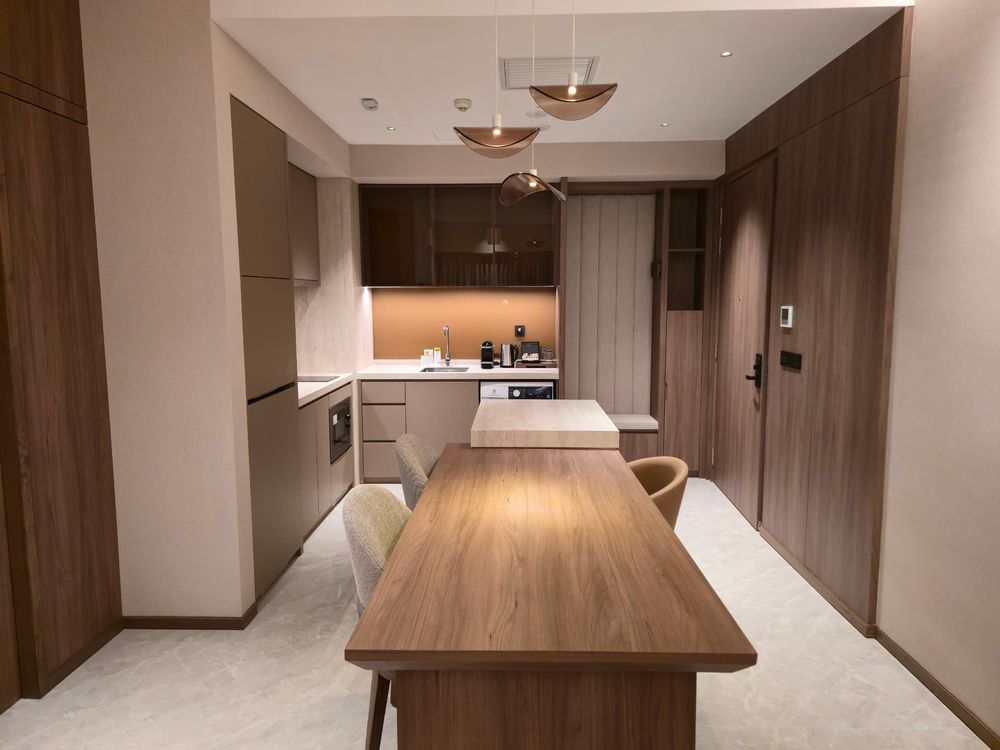 Suite kitchen with timber cabinetry