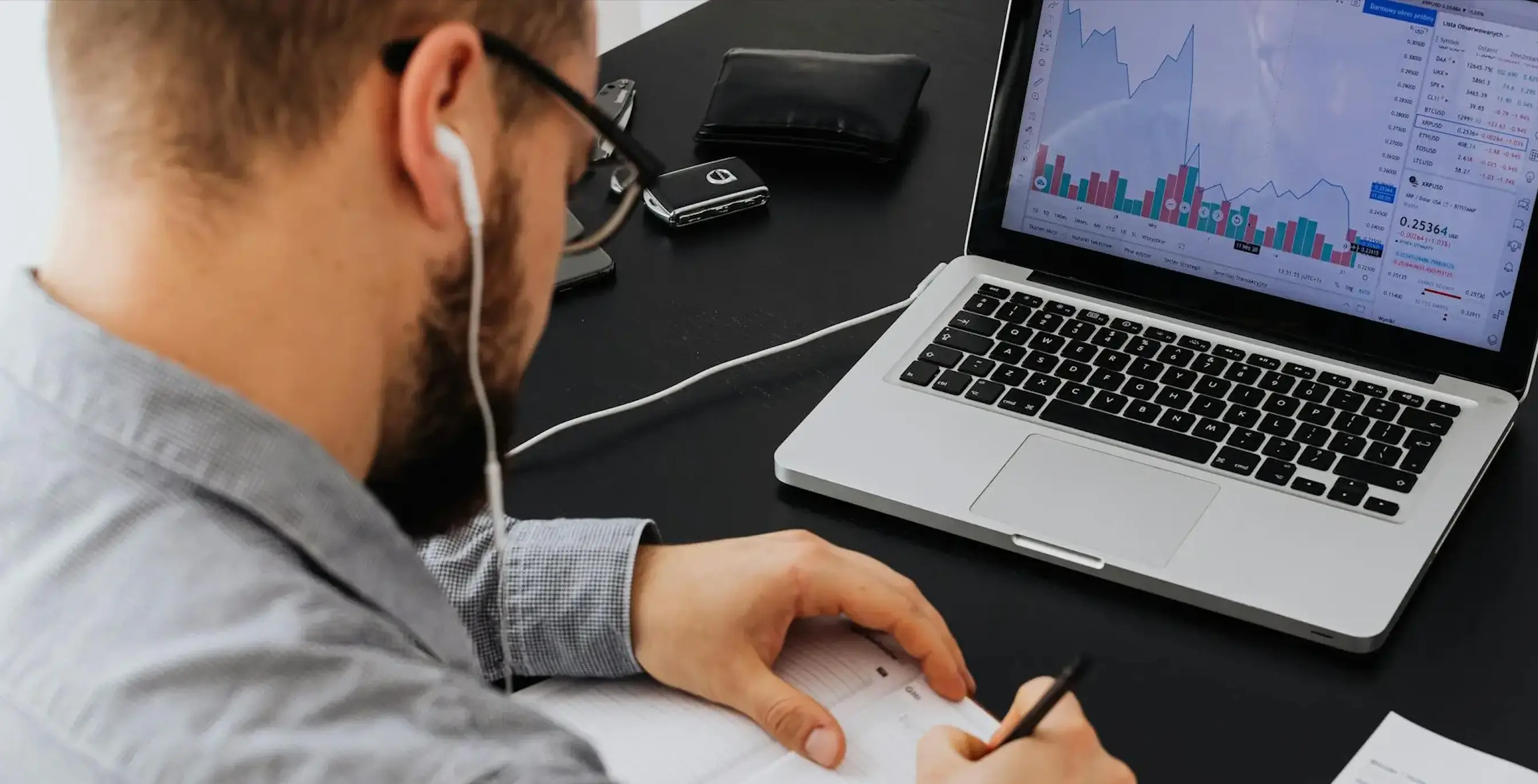 laptop dashboardy BI