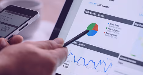 Rapport de performance SEO affiché sur un écran d’ordinateur.