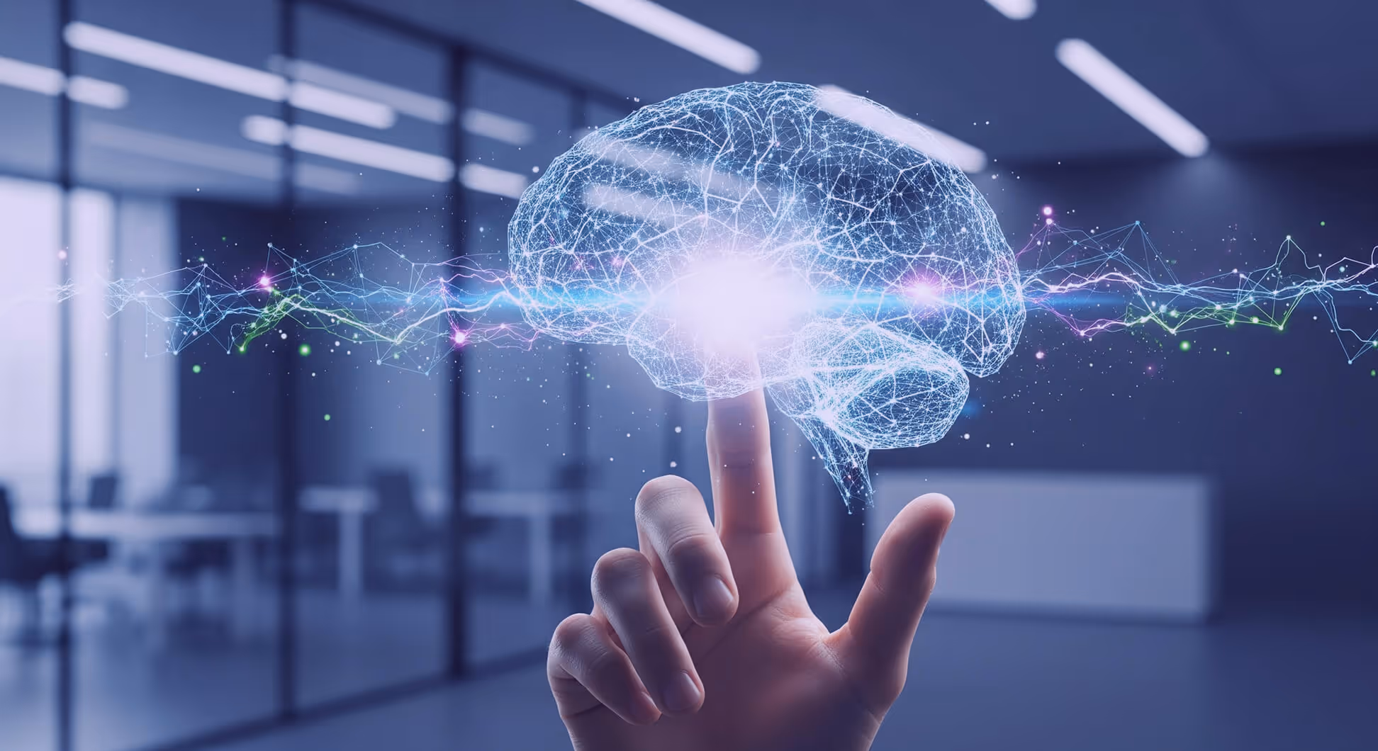 Main humaine touchant un cerveau numérique lumineux représentant l’intelligence artificielle.