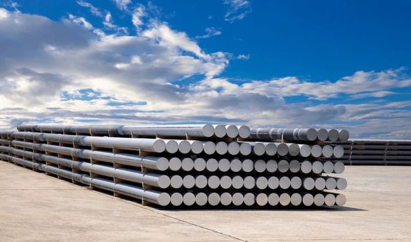 Low carbon recycled metals