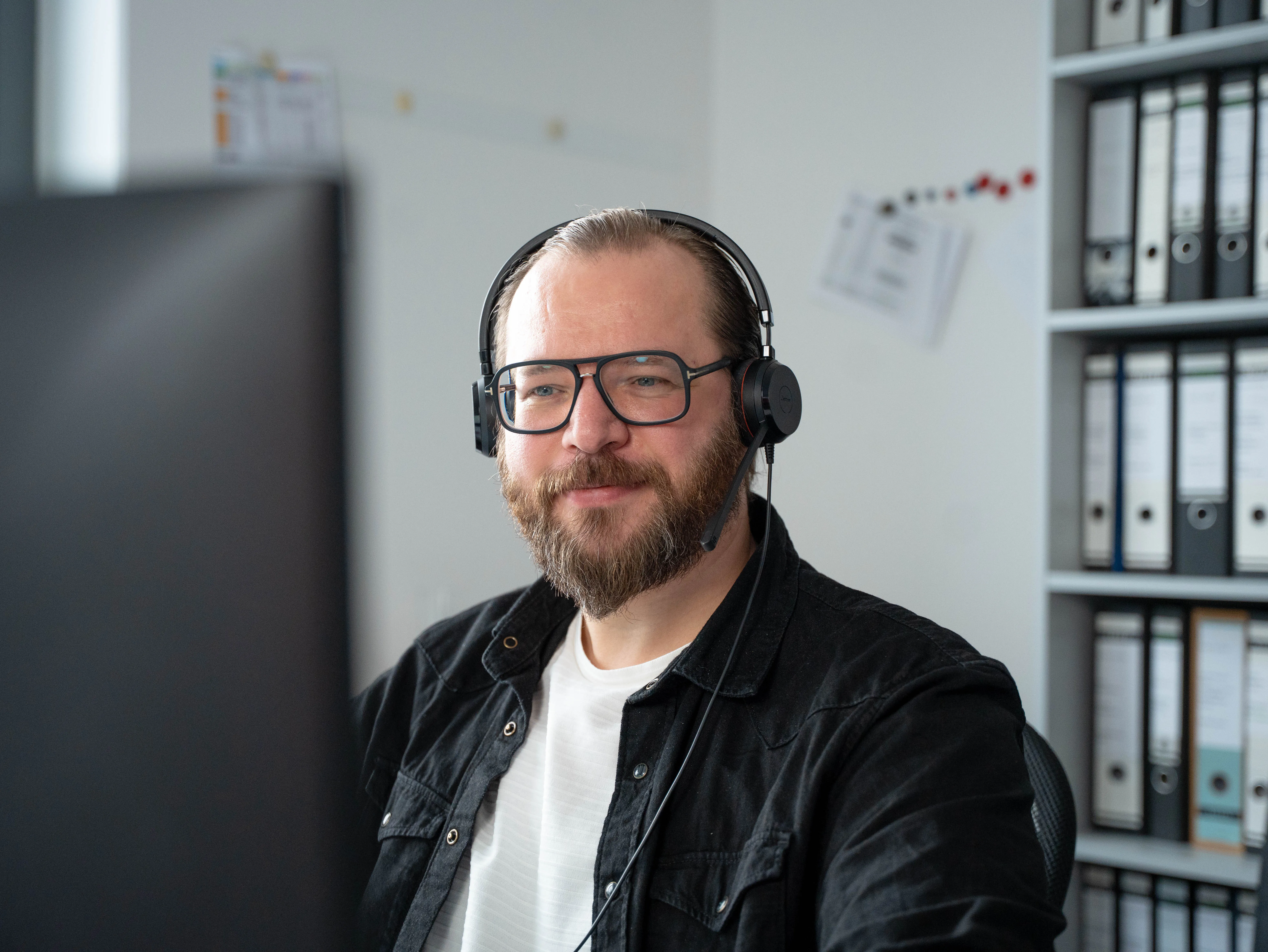 Mitarbeiter in einem Online-Meeting