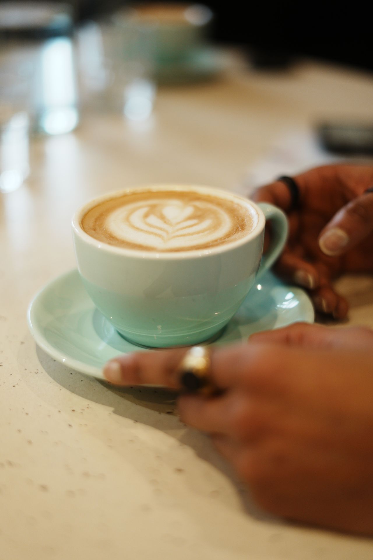 Sommerloch im Café: 5 Aktionen die Gäste zurückholen
