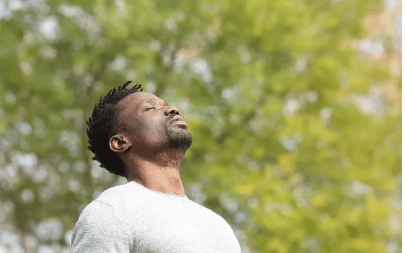 pranayama-respiration-alternée-apaiser-esprit