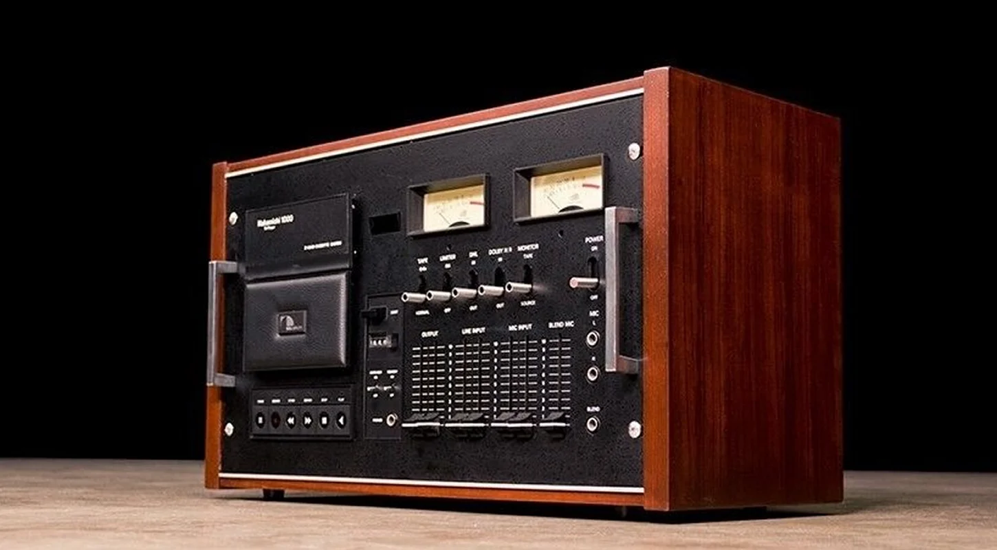 LÉGENDE DE LA HAUTE FIDÉLITÉ : Nakamichi