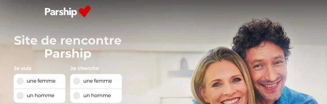 Une main d’homme et une main de femme qui s’échangent un message discret — la séduction qui s’exprime sans forcer.