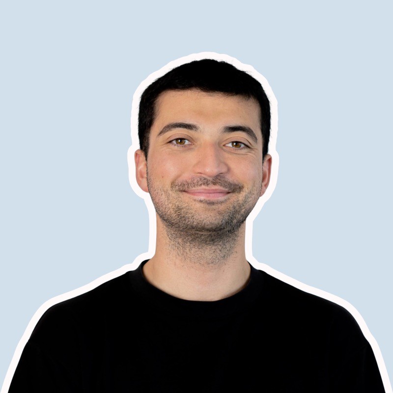 portrait de Mathieu Dura, LinkedIn Personal Branding Specialist chez Grow