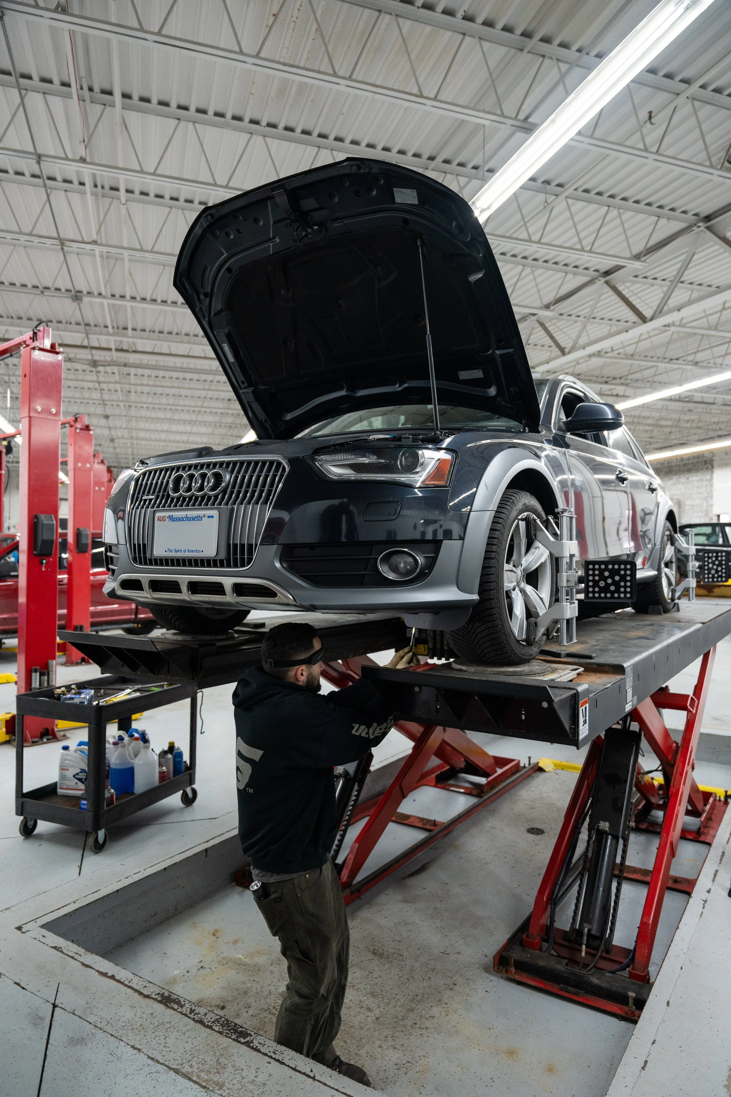 How Do I Find a Trustworthy Audi Mechanic Near Me?