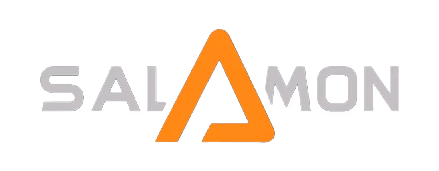 Salomon-Logo mit orangefarbenem stilisierten A auf schwarzem Hintergrund.