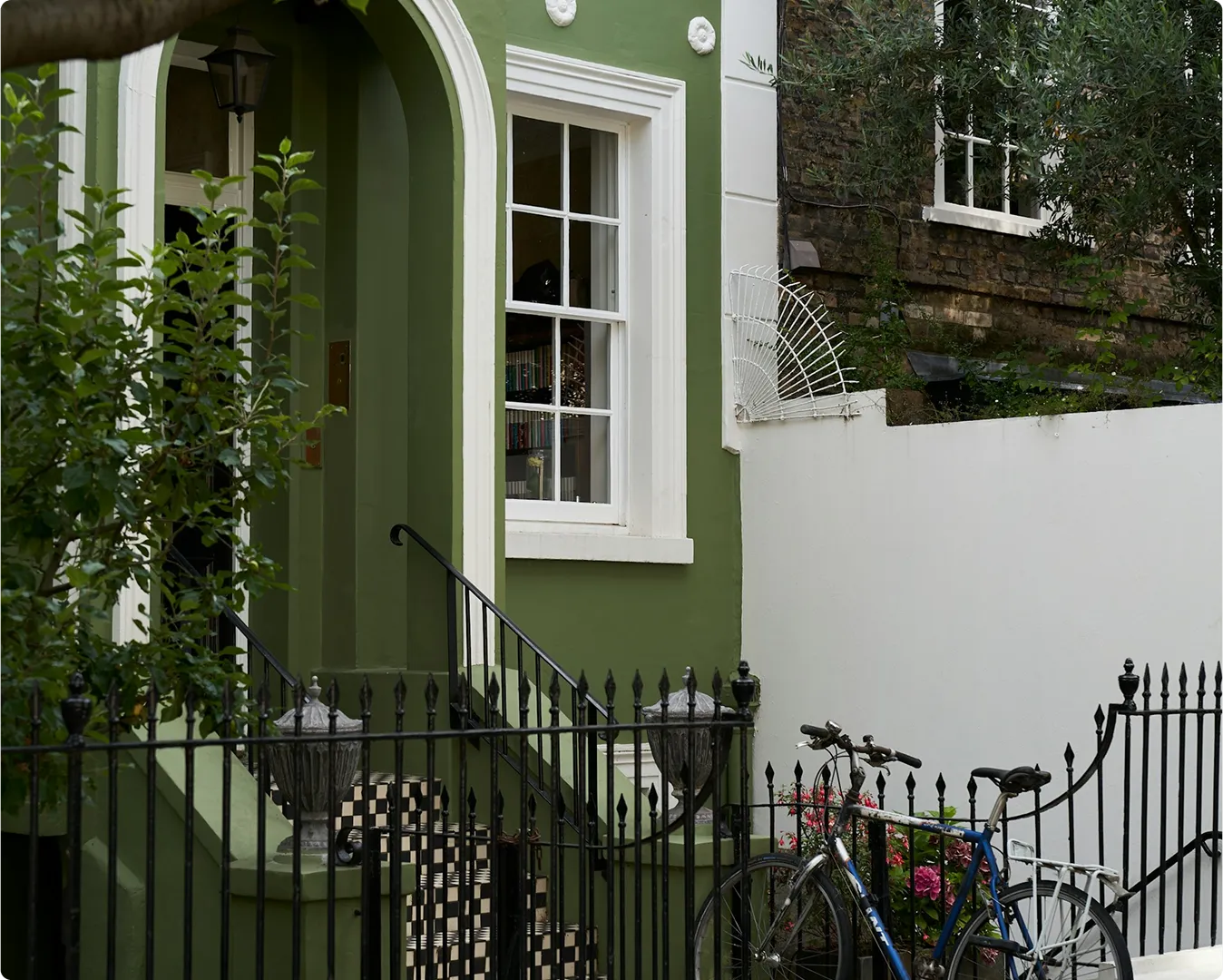 high value home front graden in UK