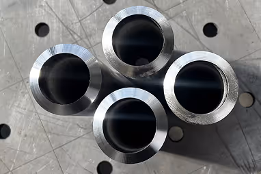 Rohrleitungen aus Titan für Hochtemperaturanwendungen – AMS Industries