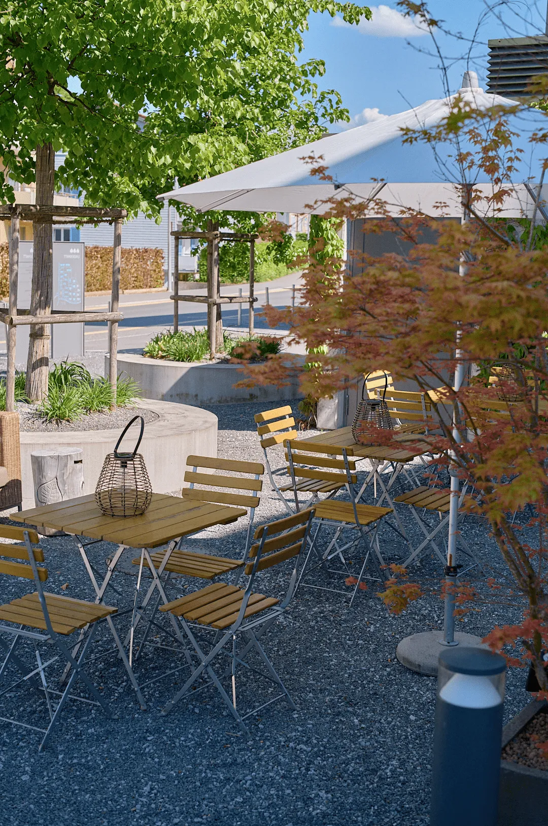 Zur Linde Rotkreuz Biergarten