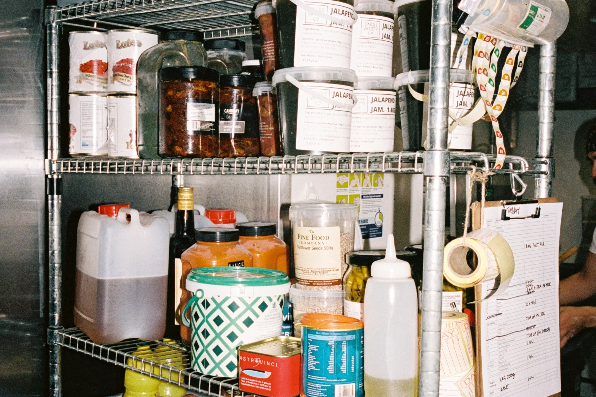 Restaurant inventory management with ingredients on shelves