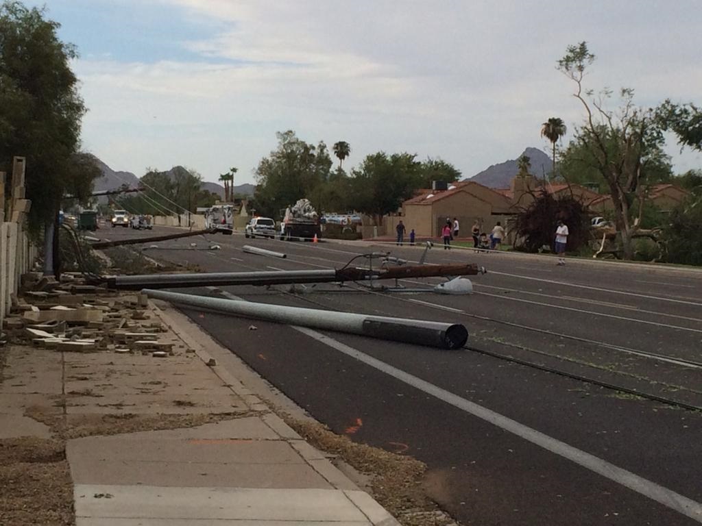 Commercial Driveway Monsoon Storm Clean Up in Wickenburg, AZ